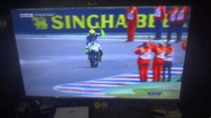 Samsung 43J5100 2015 model ( like 40J5100 and 48J5100) bought on ebay India with Seller warranty