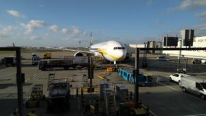 Jet airways 9w116 mumbai to london heathrow boeing 777 flight experience#goodbyejetairways