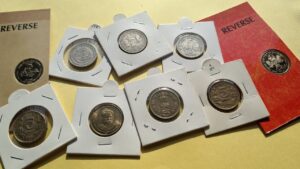 Old coins value | ye chaar coins apke pas hai kya ?