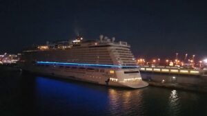 Carnival Cruise line , NCL , Royal Caribbean