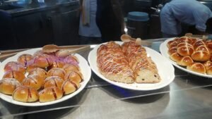 CRUISE SHIP Easter DINNER FOR THE CREW ( 12 / 04 / 2020)