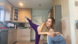 Trying a 5 min workout with Alexa