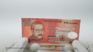 Bangladesh Taka and 80 Banknotes packing