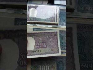 RARE ONE RUPEE 1969 GANDHI ISSUE NOTE #short