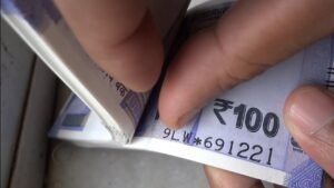 * Star series replacement 100 rupees note bundle, Rare/Common you tell me?