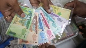 Collector Wants to sell his Banknote Collection