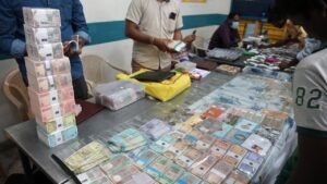 Wholesale lot of Indian Banknotes and Currency