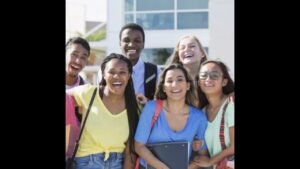 स्कूल में पढ़ने वाले छात्र और छात्राओं को मिलेगी छात्रवृत्ति ₹10000 #News #shorts