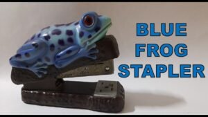 Vintage Blue Frog Stapler | Collection | Hobby
