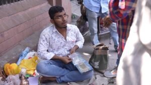 Old Currency Coins Sellers in streets of India
