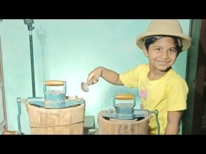 VINTAGE ICE CREAM MAKER