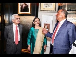 Rbi governor mr. shaktikanta das visits india’s biggest indian paper money museum of rezwan razack’s